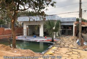 Ốp alu trần và mái nhà vườn có hồ bơi: hình ảnh thi công thực tế