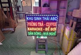 Bảng hiệu karaoke: mặt tiền LED, chữ nổi và mẫu đẹp