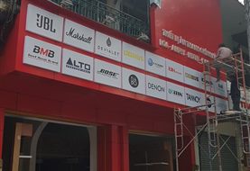 Mặt dựng alu đỏ hệ thống showroom âm thanh Bảo Châu: hai cửa hàng